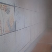Doczyszczanie kafli i fug parą